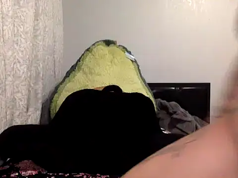 sapphirestorm8 Show in webcam