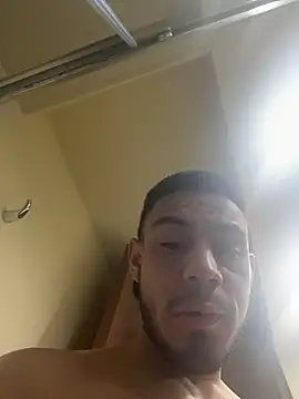 Taylor_DiamondBoy live XXX chat