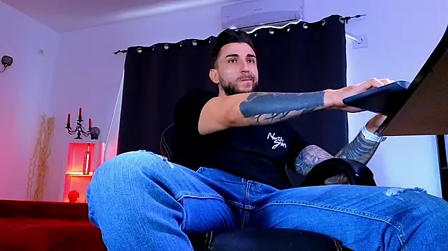 Chat XXX ao vivo de MightyAaron66
