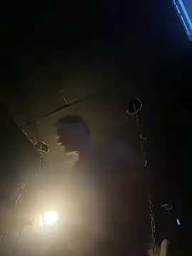צ'אט XXX בשידור חי של AidenMcKnight