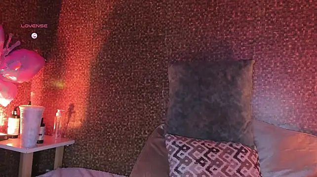 Chat XXX ao vivo de Apartment28