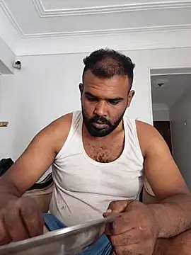 Chatroom XXX en direct de Lion_meis