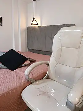 Elysianpair Adlı Modelin Canlı XXX Sohbeti