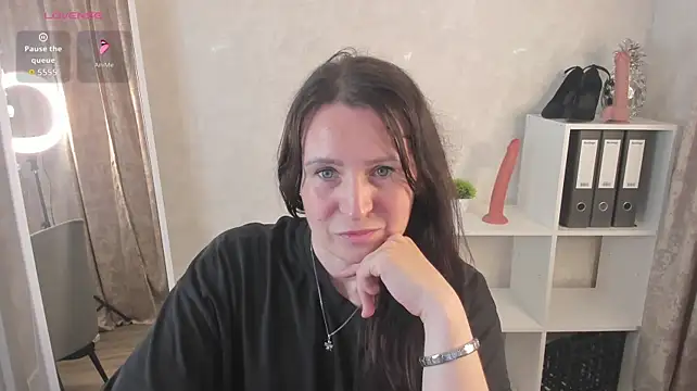 צ'אט XXX בשידור חי של Lea_shadom