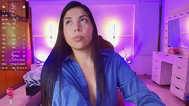 kloe28 live XXX chat