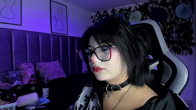 Chatroom XXX en direct de Kitty_Gang