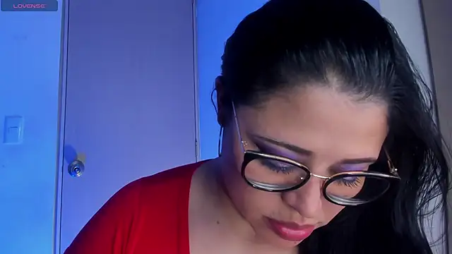 צ'אט XXX בשידור חי של LuisaGranados
