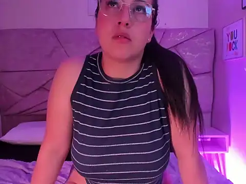 צ'אט XXX בשידור  חי של Mia_Velle_