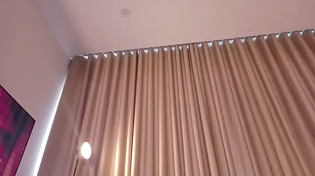 XXX chat uživo modela asiansakura