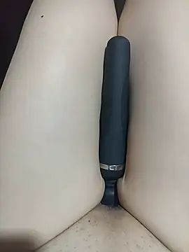 KITTEN-10 live XXX chat