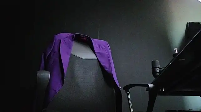 Онлайн чат XXX FelixStarkk
