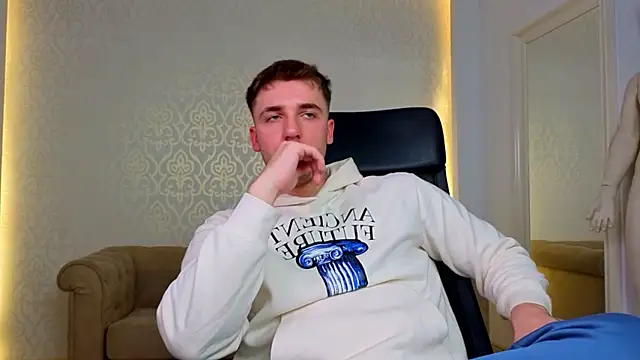 KellenWest's Live XXX Chat