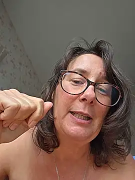 nokky3194 Adlı Modelin Canlı XXX Sohbeti