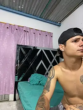 Valeriano-03n Live XXX chat