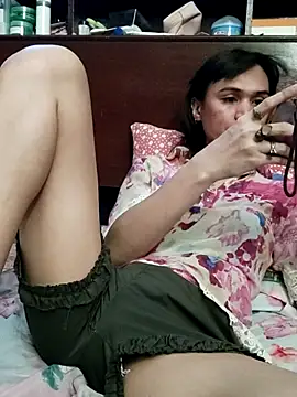 Chat XXX en directo de QueenSoreal