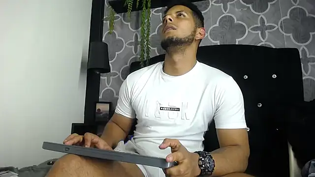 Chris_Dick23 网络视讯表演