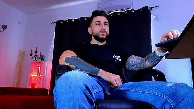 دردشة MightyAaron66 الجنسية المباشرة