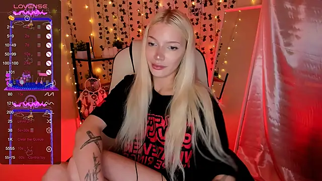 AnyaTaylor_ XXX чат на живо