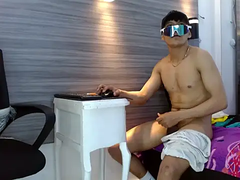 DanteSeth's Live XXX Chat