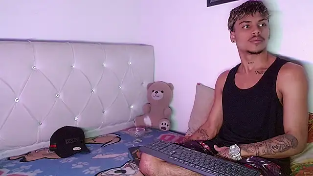 Онлайн чат XXX Angel_foxc13