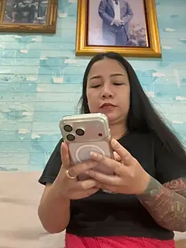 LINDA_HD's Live XXX Chat