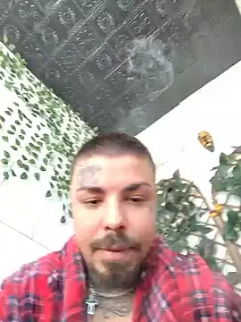 Chat +18 de Berti3128 ao vivo