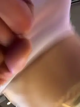 Živý XXX chat F3ckd0lllucy