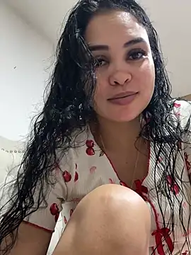 FOX_LATINA Obrolan Langsung XXX