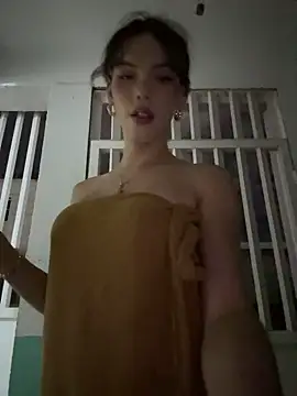 Chat +18 de Carlita_cute ao vivo