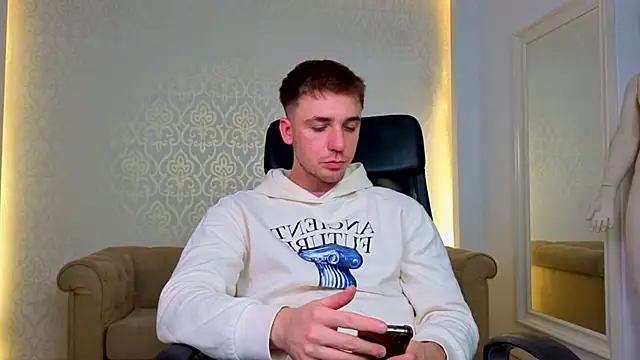 KellenWest's Live XXX Chat