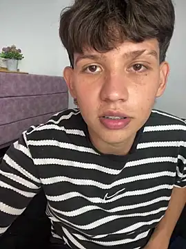 XXX chat uživo modela Samu_bahachira