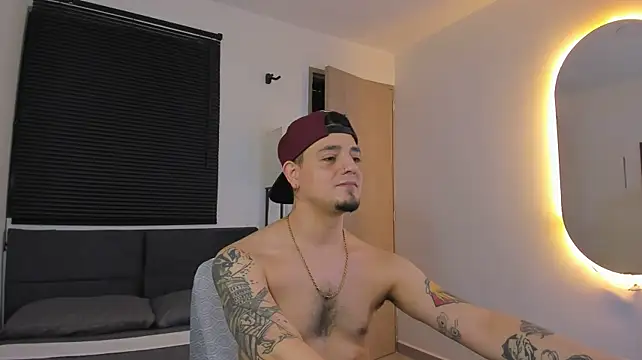 Živý XXX chat alejandro_calderon1