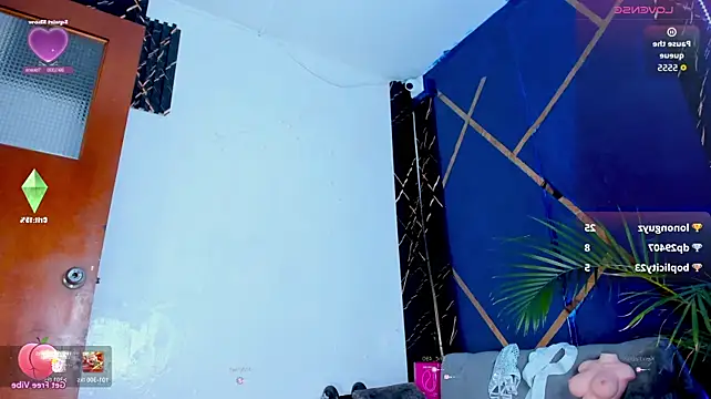 Walkers05 Live XXX Chat