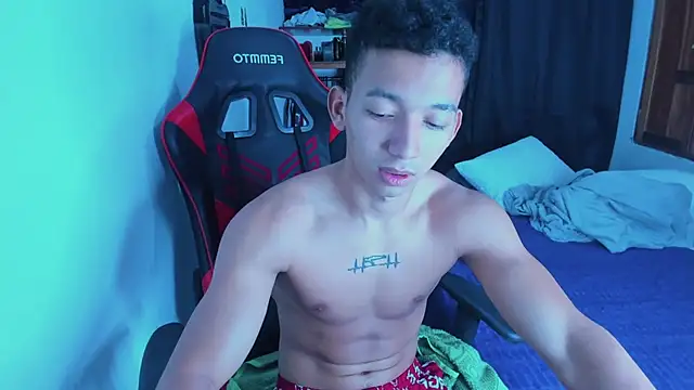 Živý XXX chat JuanchiT66