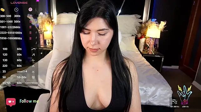 دردشة EmilyCandyy الجنسية المباشرة