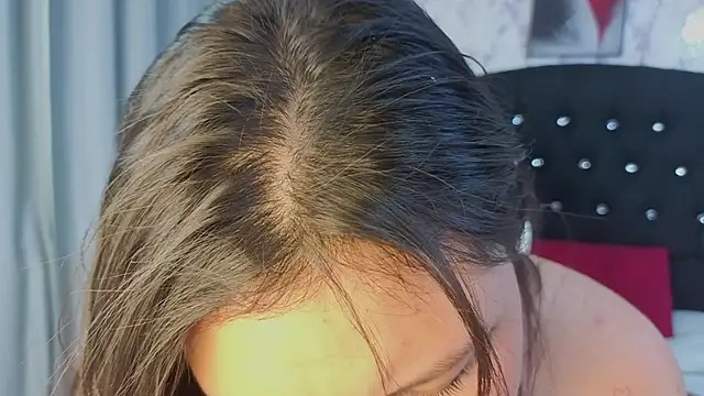 XXX chat uživo modela Larissa_Antonella