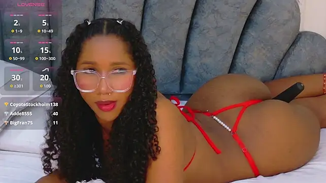 Chloe-Rose- live XXX chat