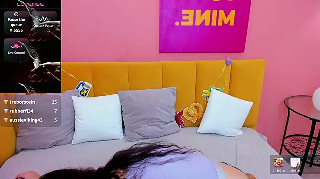 Онлайн чат XXX BeatriceReeves