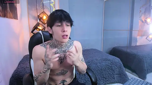 Cry_thereal Live XXX Chat