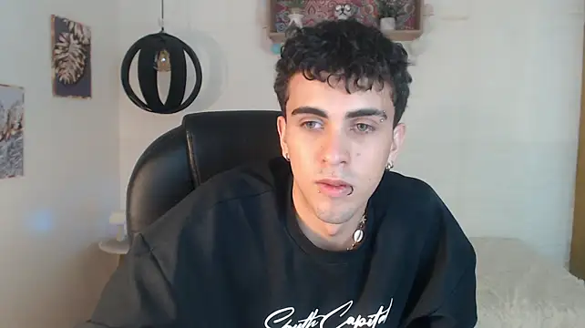 noah_bluex Adlı Modelin Canlı XXX Sohbeti