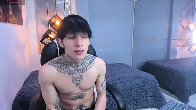 Czat XXX na żywo – Cry_thereal