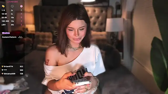 Živý XXX chat ParisianDoll