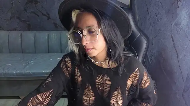 Chat XXX ao vivo de raven_stone_cn