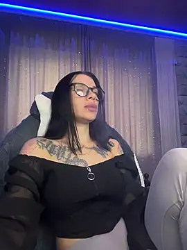 צ'אט XXX בשידור חי של Queen_of_pain