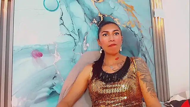 Czat XXX na żywo – khiara_moretti