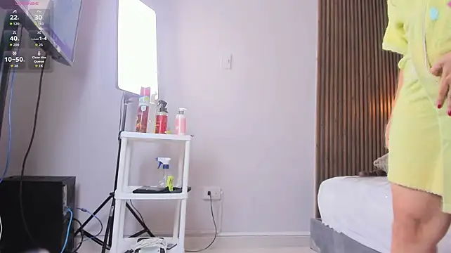 PerlaPreciosa Adlı Modelin Canlı XXX Sohbeti