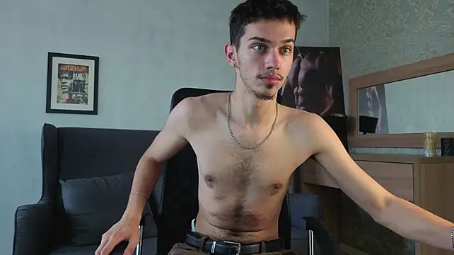 XXX chat uživo modela KaydenDrew