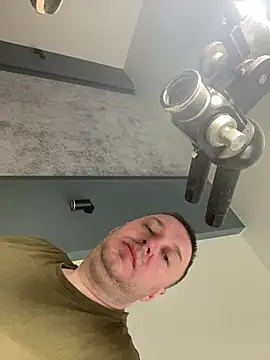 XXX chat uživo modela DorianJeday