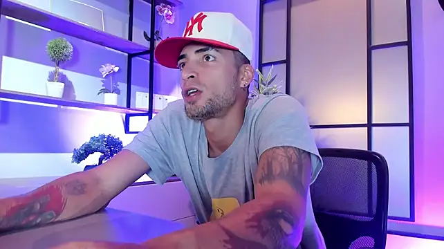 Chatroom XXX en direct de DrakeNeumann
