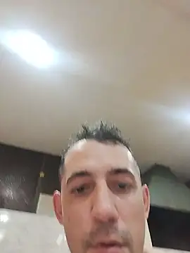Nano-Straight's Webcam Show